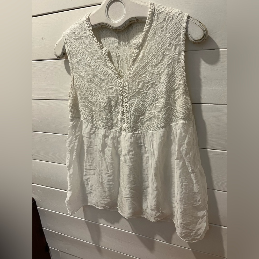 BELLAMBRA – M – Lace & Silk Sleeveless Top - Picture 5 of 8